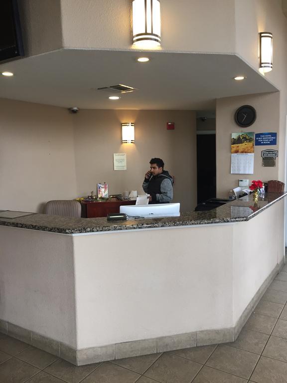 American Inn Stockton Zewnętrze zdjęcie